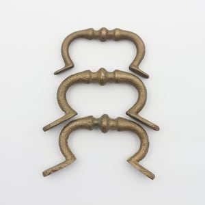 Set (3) Vintage brass Drawer Handles - Elegance Drawer Handles / Pulls - baroque
