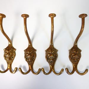 Set von 4 Löwenkopf Messing Antique Kleiderhaken, Wandhaken, Wandhalter, Haken im viktorianischen Stil