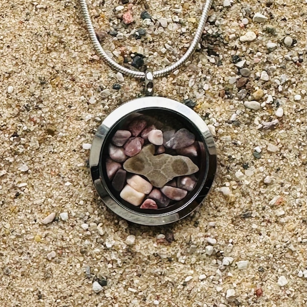 Locket w/Petoskey Stone Upper Peninsula (C) and Kona dolomite pebbles with 20” Sterling silver chain - Pendant - Necklace