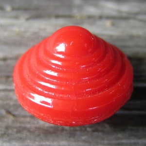 15 Antique buttons made of red glass 10 mm