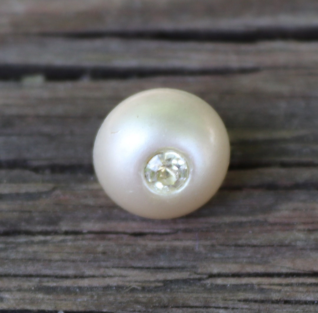 12 Vintage Glass Buttons Handpainted With Rhinestones Etsy