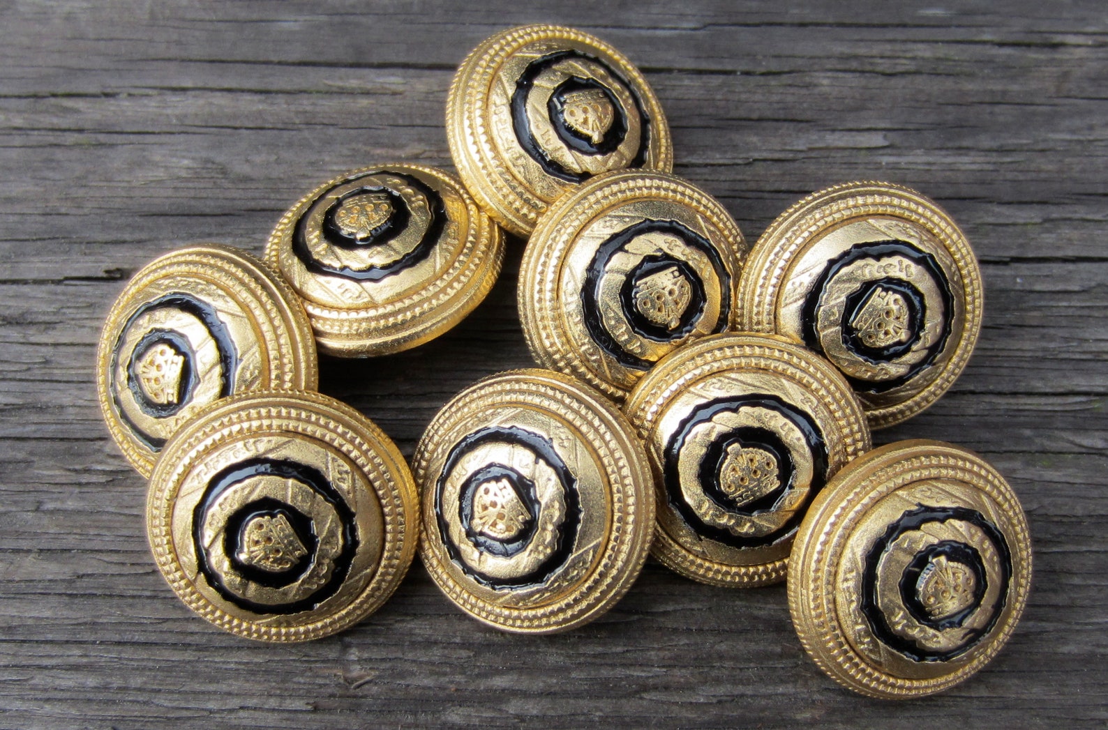 9 Vintage Crest Buttons Made of Metal 20 Mm - Etsy