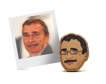 Father portrait pin - wooden custom pin based on the photo  (brooch, keychain, magnet)