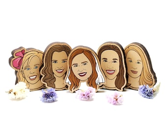 Bridesmaid magnet - Wooden custom portrait magnet based on the photo  (brooch, keychain, pin)