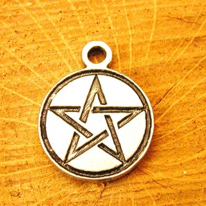 Pentacle pentagram charm