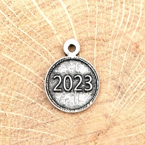 2023 charm  BULK Wholesale graduation 30 pieces