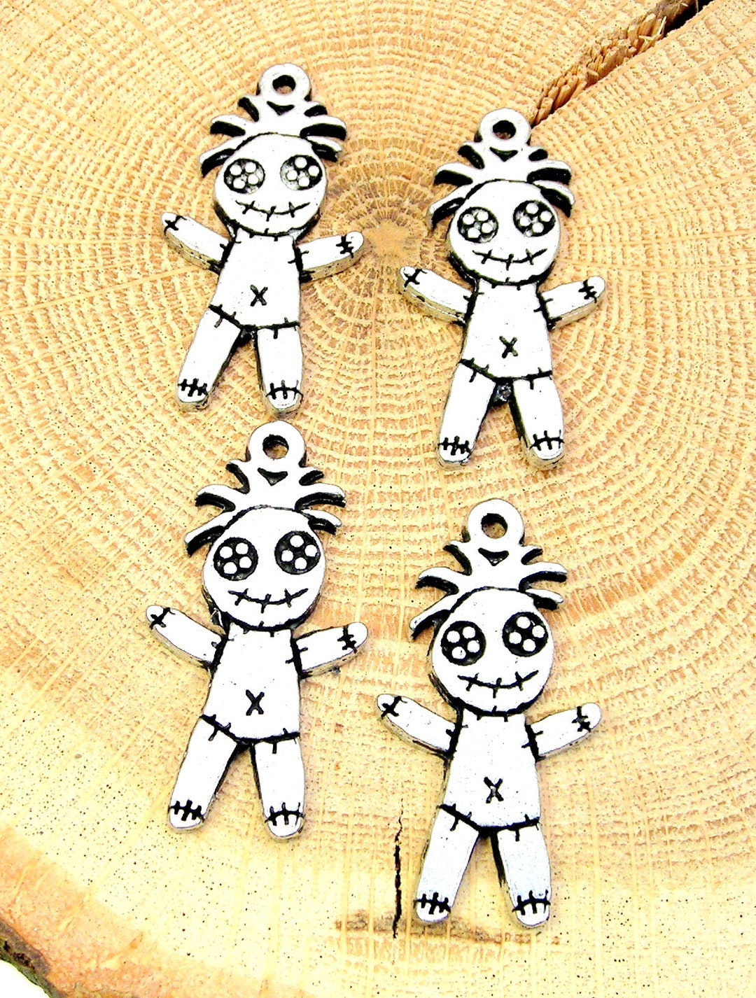 Voodoo-popbedels: zilver tin, knutselspullen (lot van 4) - Etsy België, image size:1080x1426