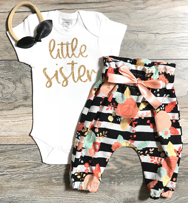 Black Striped Floral Pants Newborn Siblings Top Outfit Girls Newborn Coming Home Outfit Little Sister Gold Bodysuit Black Bow