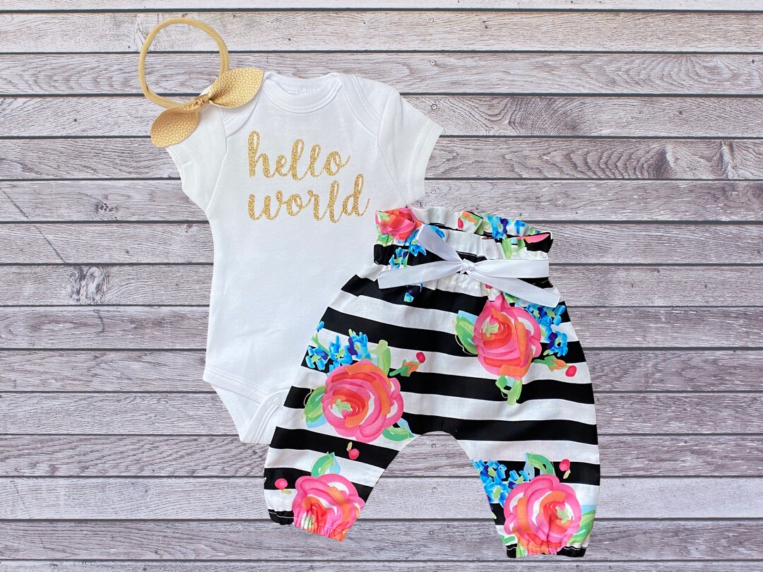 Hello World Newborn Take Home Outfit Baby Girl - Bodysuit + Black ...