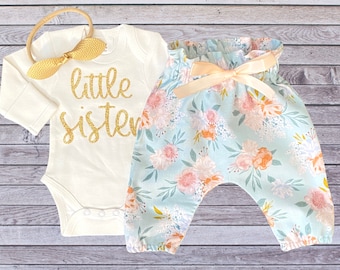 Little Sister Outfit - Newborn Coming Home Outfit Baby Girl - Gold Glitter Little Sister Bodysuit + High Waisted Vintage Floral Pants + Bow