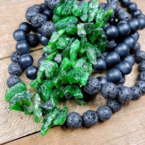 Kryptonite bracelet, Chrome Diopside stretch bracelet, Essential oil jewelry, Comic book jewelry, Cosplay, Rare gemstones, Unisex jewelry