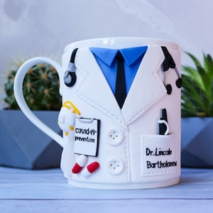 Doctor mug - Gift for doctor with name - Future doctor gifts