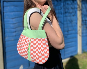 Handgemachte kleine Handtasche, Niedliche Plissee Buttercup Handtasche, Schultertasche, Helle Damenhandtasche, Mintgrüne Geldbörse, Geschenk für Frauen