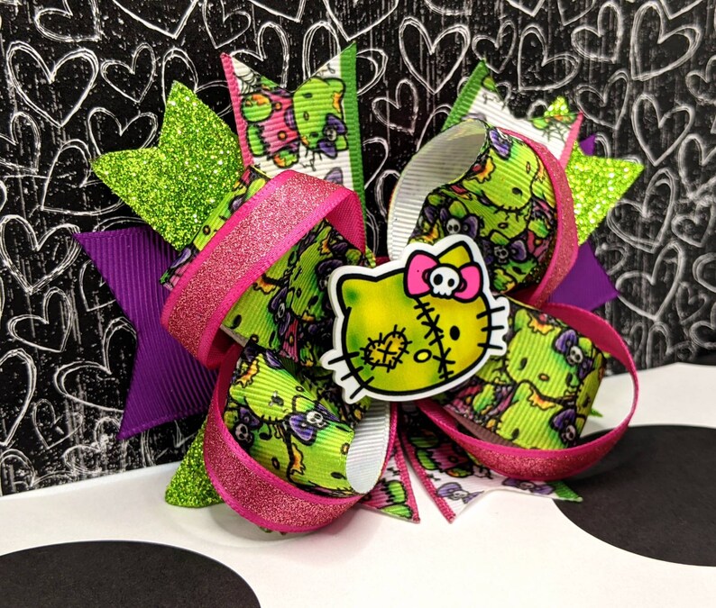 Zombie Hello Kitty 5 Layered Bow