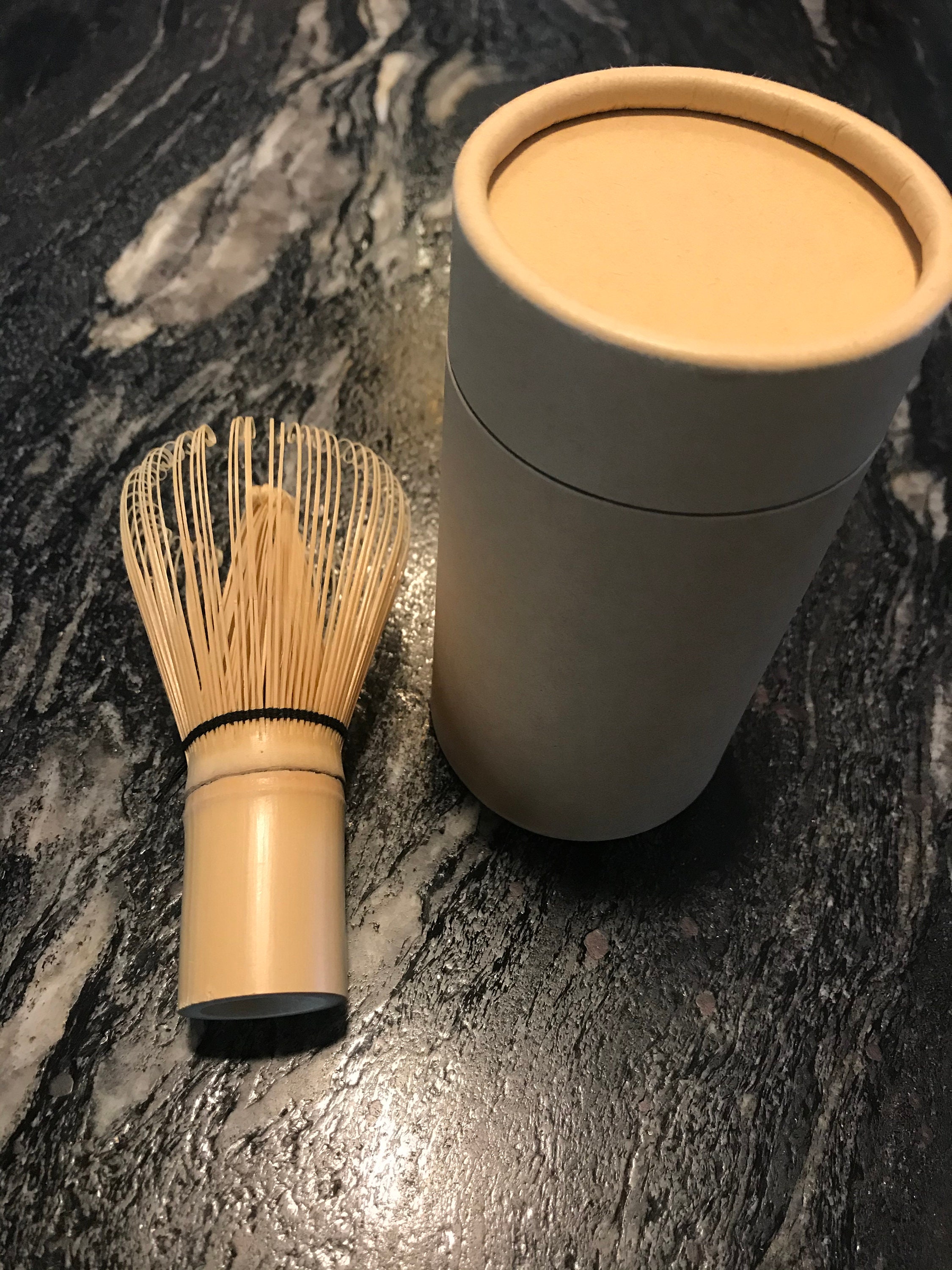 Matcha Whisk Set - Batidor matcha, cuchara tradicional, cuchara de té.  Hecho a mano a partir de bambú natural