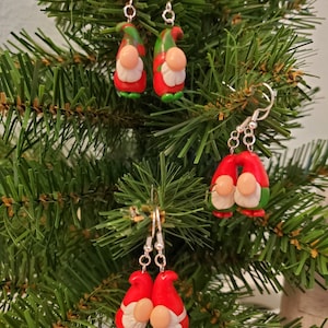 Christmas gnome earrings, gnome earrings, holiday gnome earrings, gifts for her, Christmas earrings, holiday earrings, Santa gnome earrings