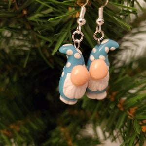 Winter gnome earrings, winter earrings, gnome earrings, holiday gnome earrings, holiday earrings, gifts for her, holiday earrings dangle