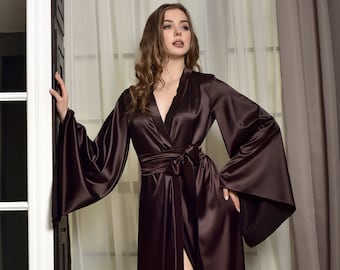 Langes braunes Kimono-Gewand für die Braut, bodenlanges Brautgewand, Brautparty-Geschenk für Schwester, Brautjungfern-Gewand für Frauen, Maxi-Morgenkleid aus Satin