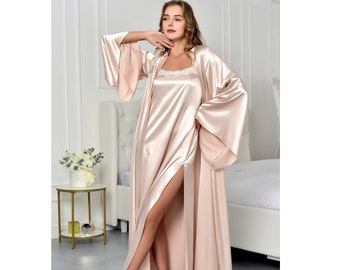 Beige bridal robe and nightgown set Long satin kimono and peignoir for bride Wedding night lingerie set Bridal shower gift for daughter