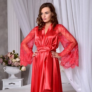 Red sexy long robe with lace sleeves Wedding kimono robe Long bridal robe Bridal dressing gown Maxi bride robe Bridesmaid satin robe