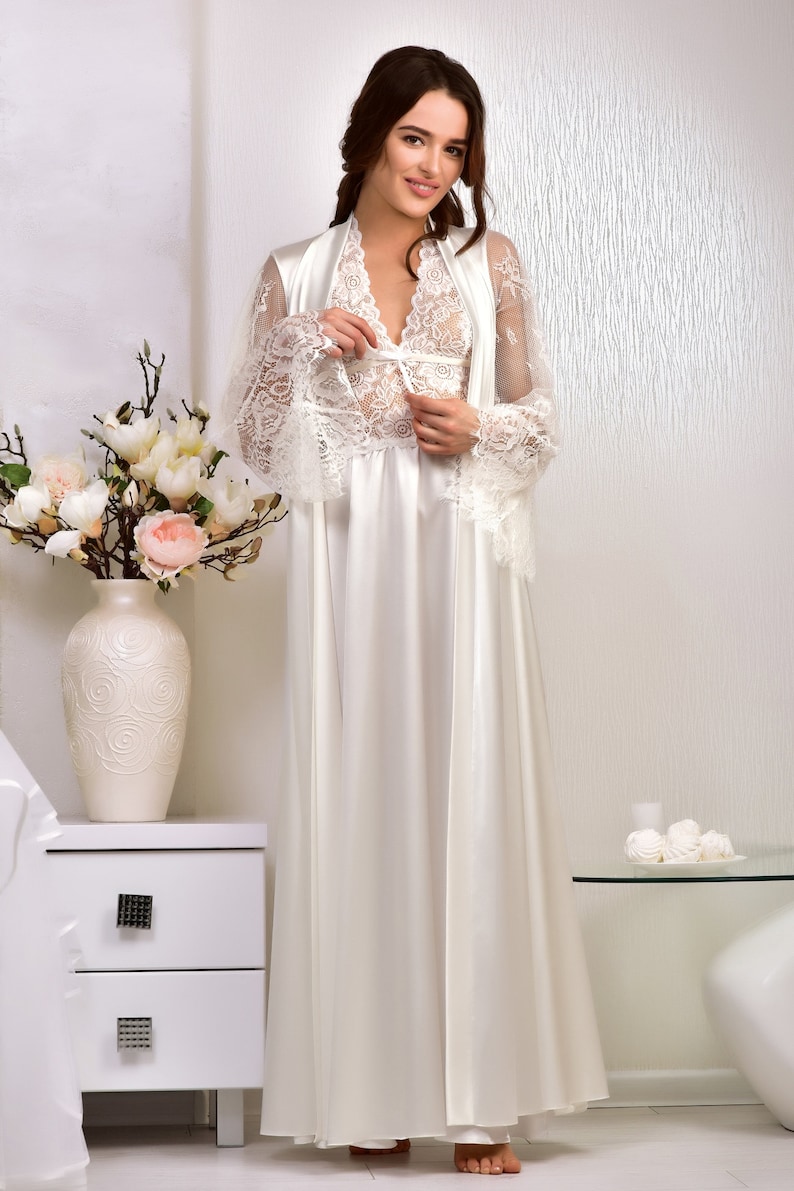 Ivory Bridal Robe and Nightgown Set Satin Peignoir Set Bridal Wedding ...