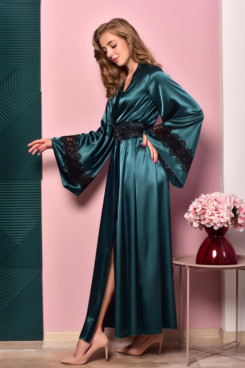 Green Long Bridal Kimono Robe Satin Bridesmaid Robe With Lace Bridal ...