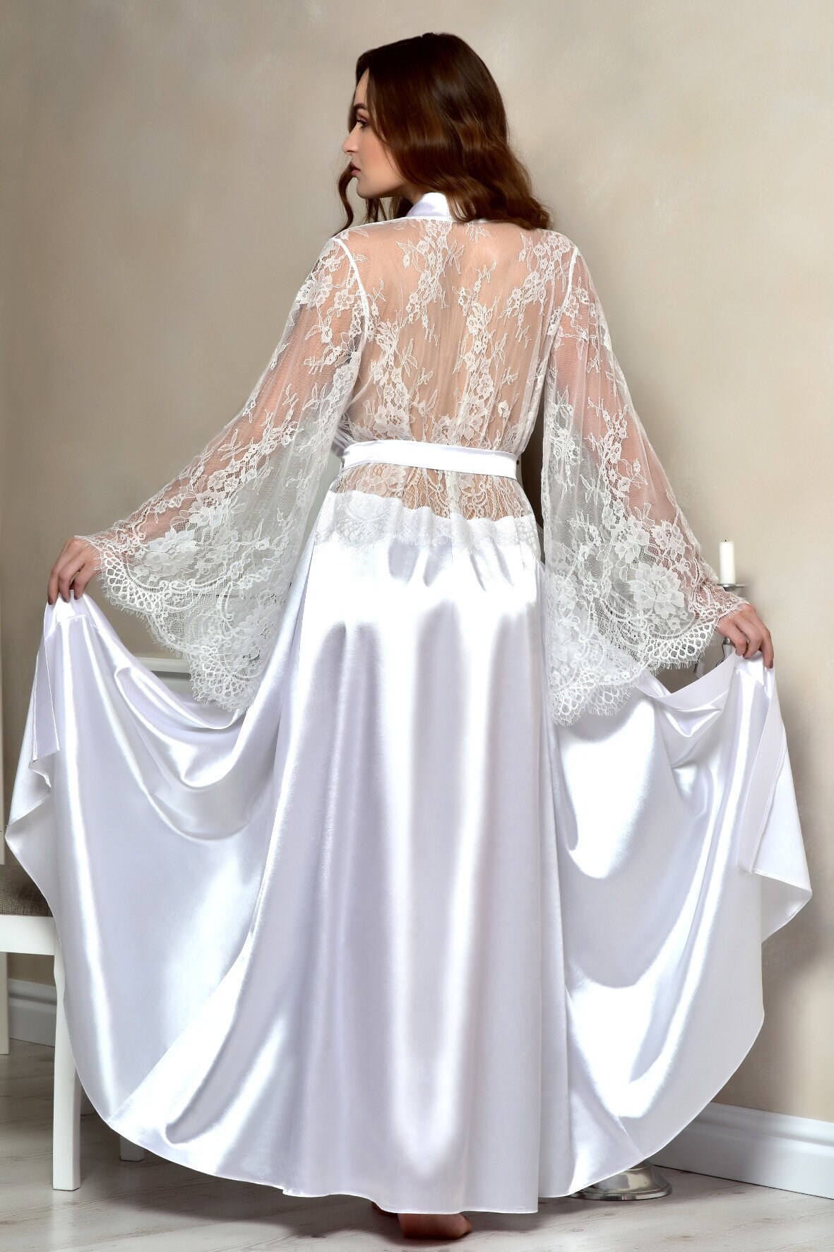 white bride robe