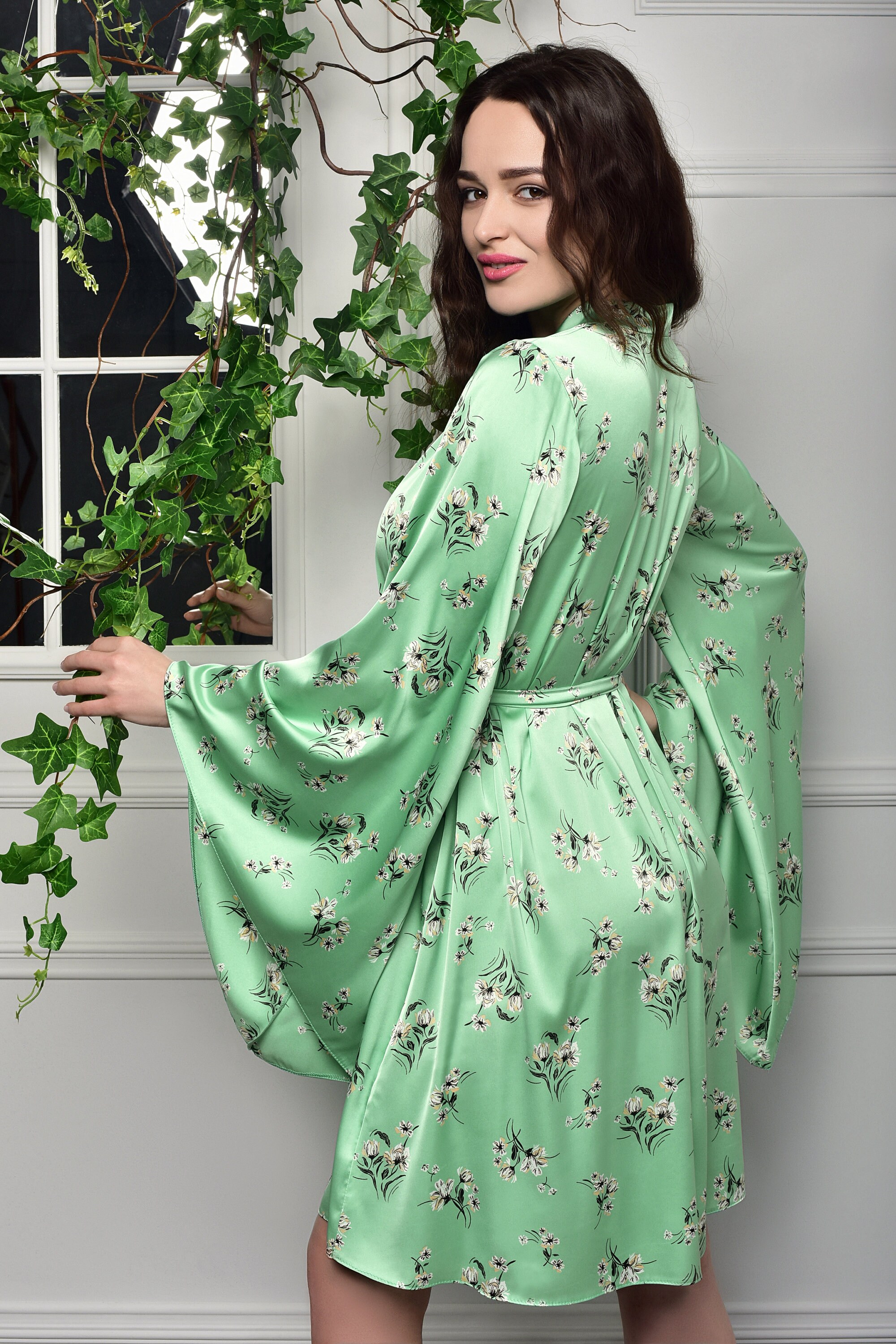 Short floral bridesmaid robe Green satin kimono robe Etsy