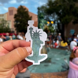 Hand Drawn Miss Piggy Lady Pigerty Fountain Statue Sticker