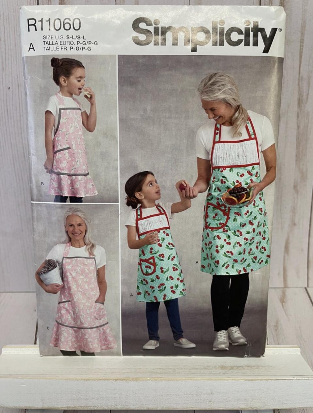 Simplicity R11060 Simplicity Sewing Pattern Children's Misses' Full Ruffle Aprons Mommy ...