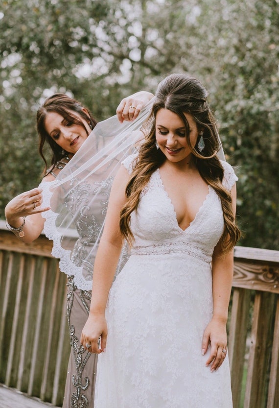 Partial Lace Veil
