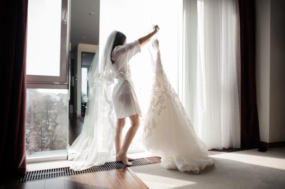 Drop Lace Veil