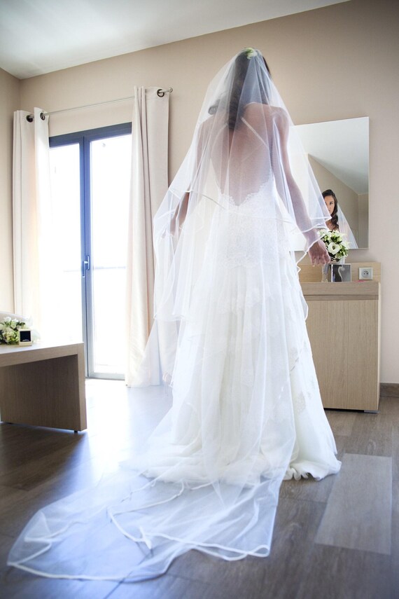 Velvet Ribbon Drop Veil