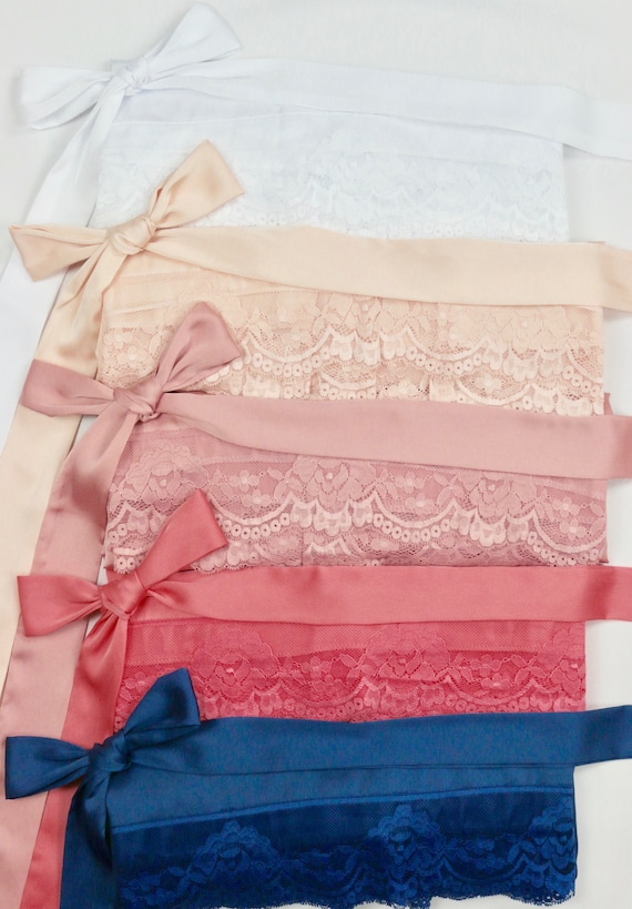 Set of 2 Lace Bridesmaid Robes, CUSTOM Robes, Getting Ready Robes, Wedding Robes, Bridal Robes, Bridesmaid Robes, Custom Robes, Lace Robes