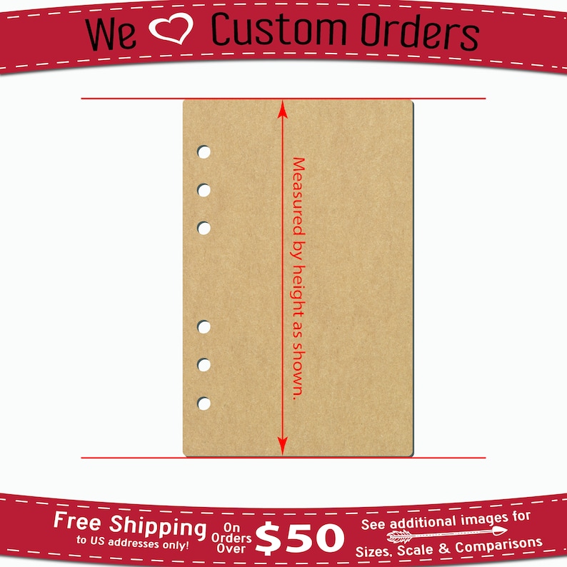 Puede incluir: Un cuaderno de papel kraft marr&oacute;n con seis agujeros perforados en el lado izquierdo. El cuaderno se mide por altura como se muestra. El texto "We &hearts; Custom Orders" est&aacute; en la parte superior de la imagen. El texto "Free Shipping on orders over $50 to US addresses only!" est&aacute; en la parte inferior de la imagen. El texto "See additional images for Sizes, Scale & Comparisons" tambi&eacute;n est&aacute; en la parte inferior de la imagen.