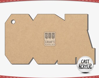 Puede incluir: Una plantilla de cartón marrón para una caja con un agujero para una etiqueta colgante. La plantilla está etiquetada con "DIY CRAFT SUPPLIES" y "CAST ACRYLIC".