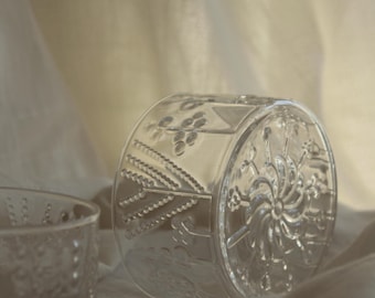 Iitala Flora 4" Round Glass Bowl; Finnish Glass Design By By Oiva Toikka