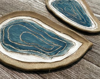 Handbuilt MINI Oyster plate – Coastal Stoneware decorative plate Sgraffito Carving | Trinket Dish Lowcountry Inspired Coastal Art-Blue White