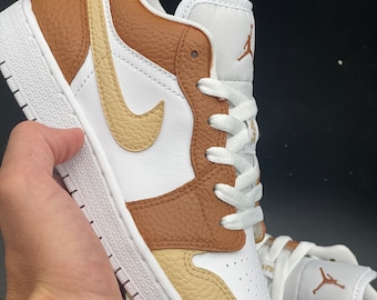 Jordan 1 Lows estetiche personalizzate Tan/Crema