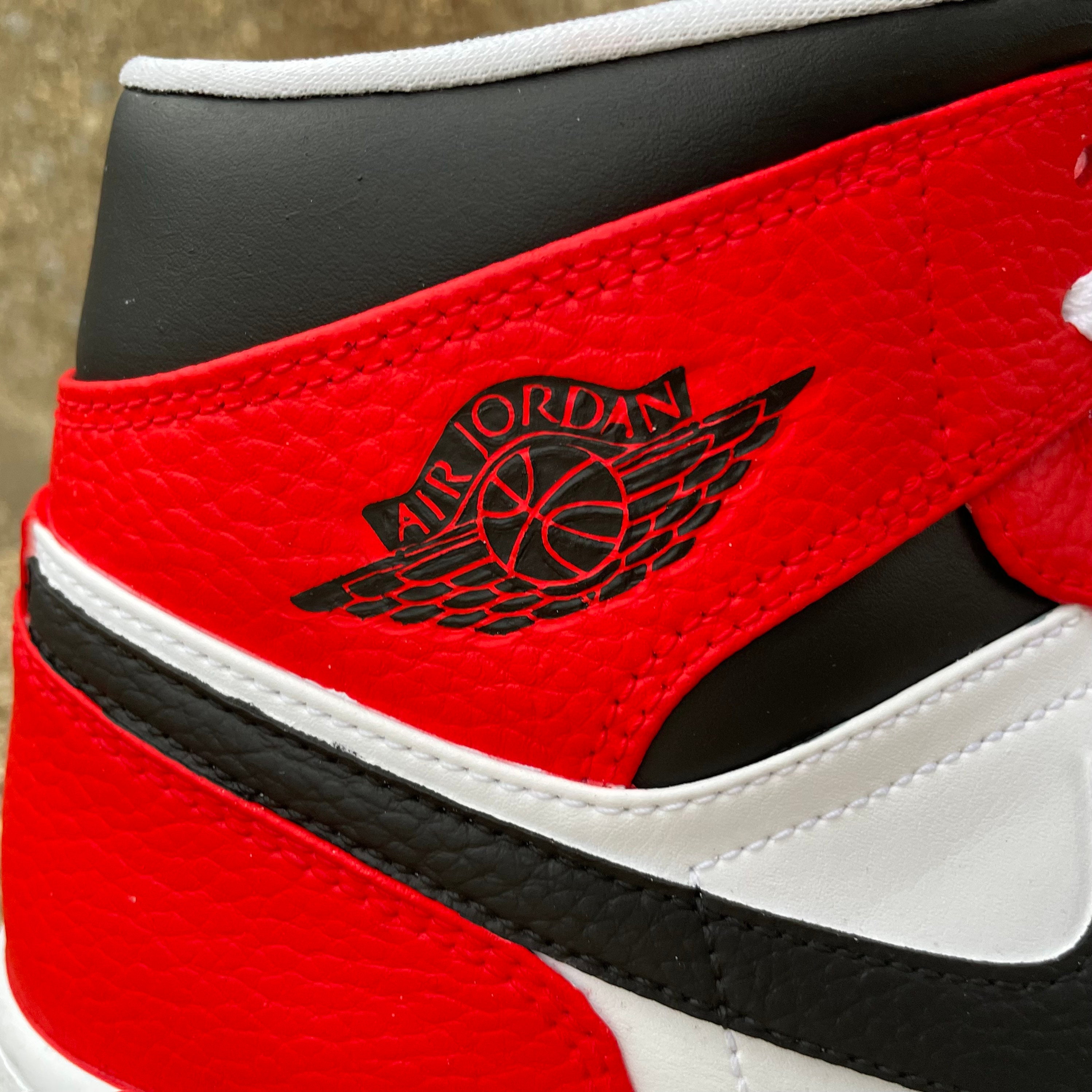 CUSTOM Air Jordan 1 Retro High OG 'Chicago' Black Sole (Fusion Red) UK9 NEW