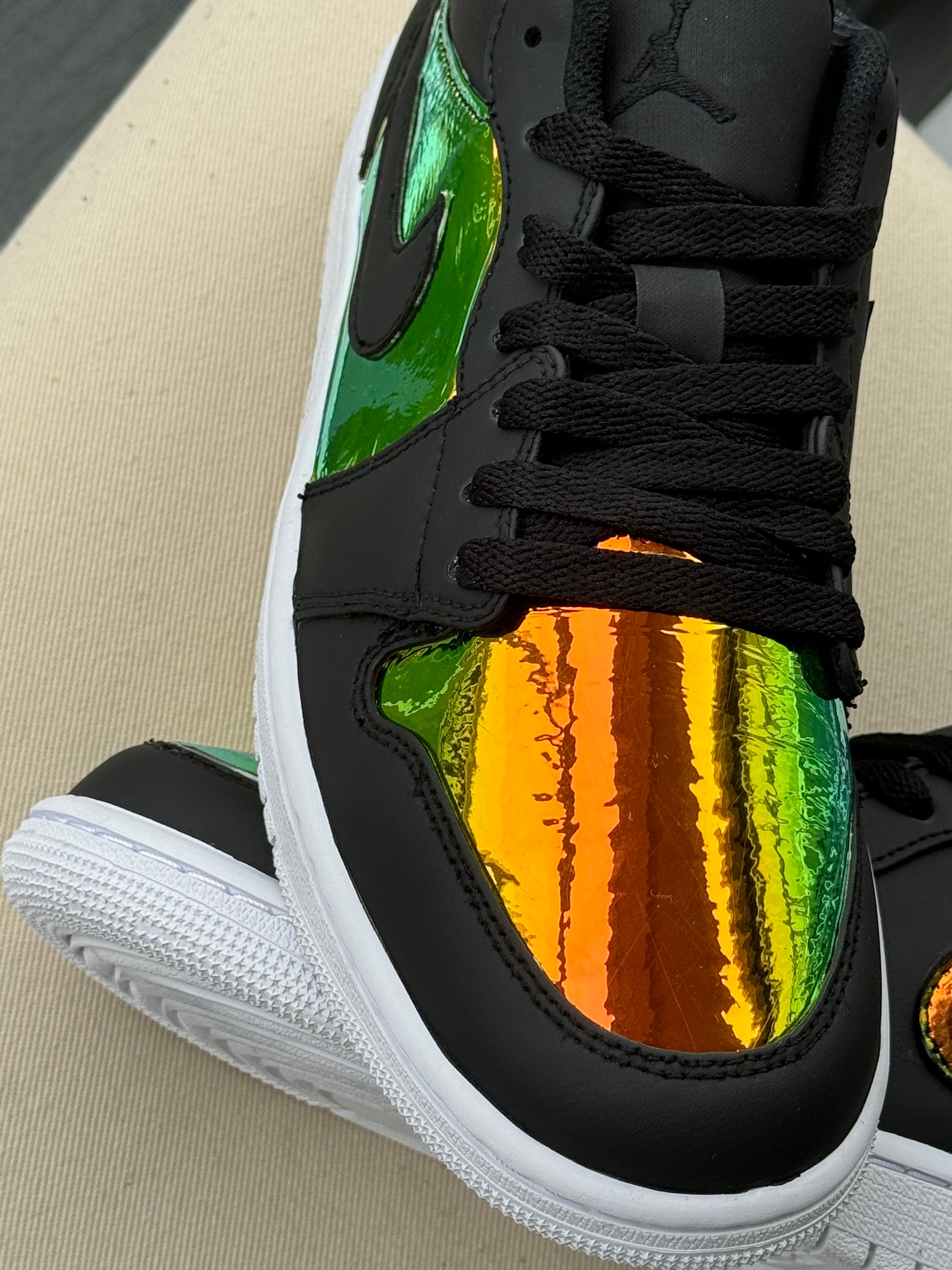 Air Chameleon Sneakers 1 , Color Change Air Chameleon 1 main image 4