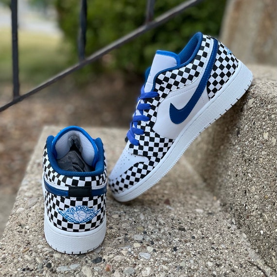 Aj1 finish line on sale