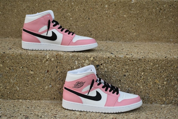 custom pink jordan 1