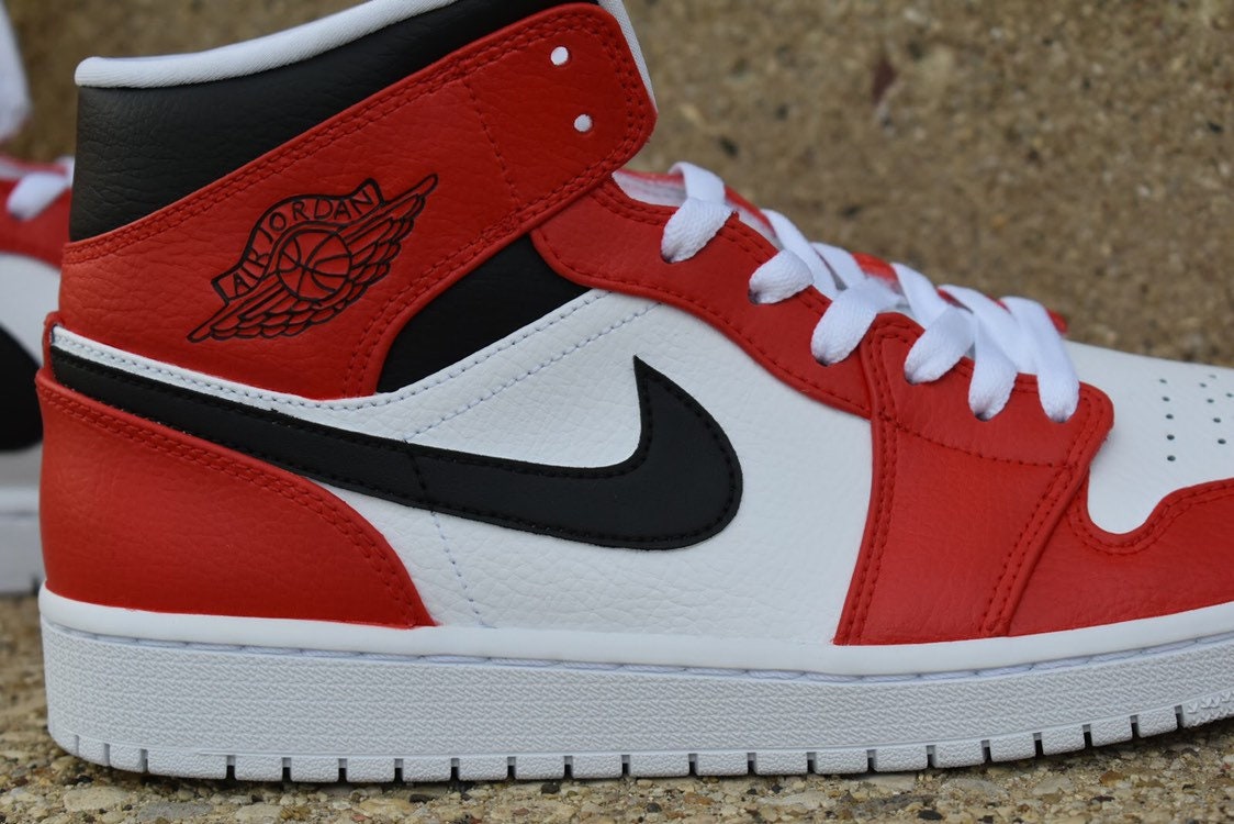 custom jordan 1 chicago