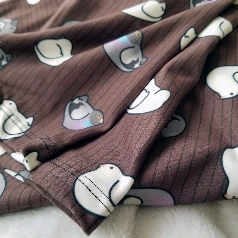 Dumpling Pigeon Leggings