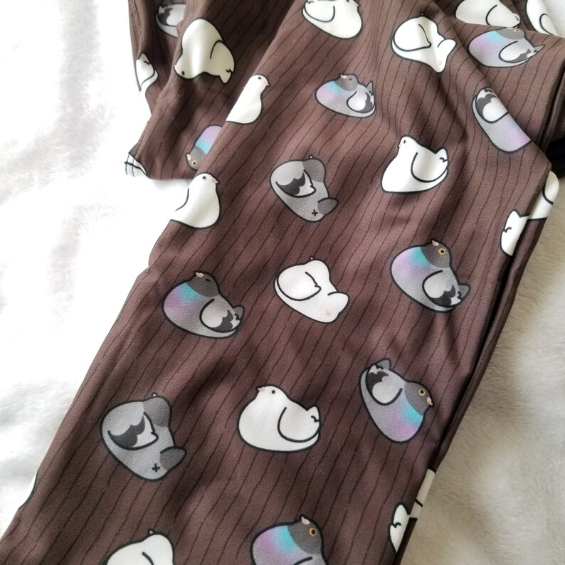 Dumpling Pigeon Leggings