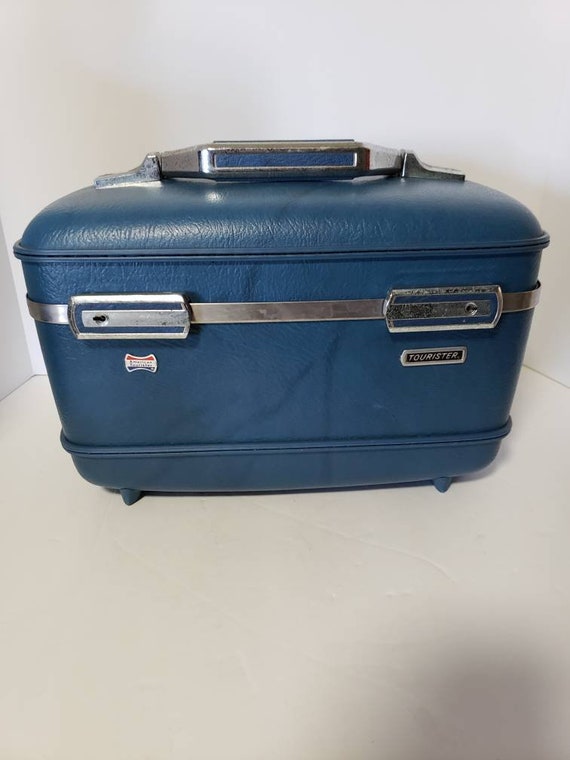 American Tourister Train Case