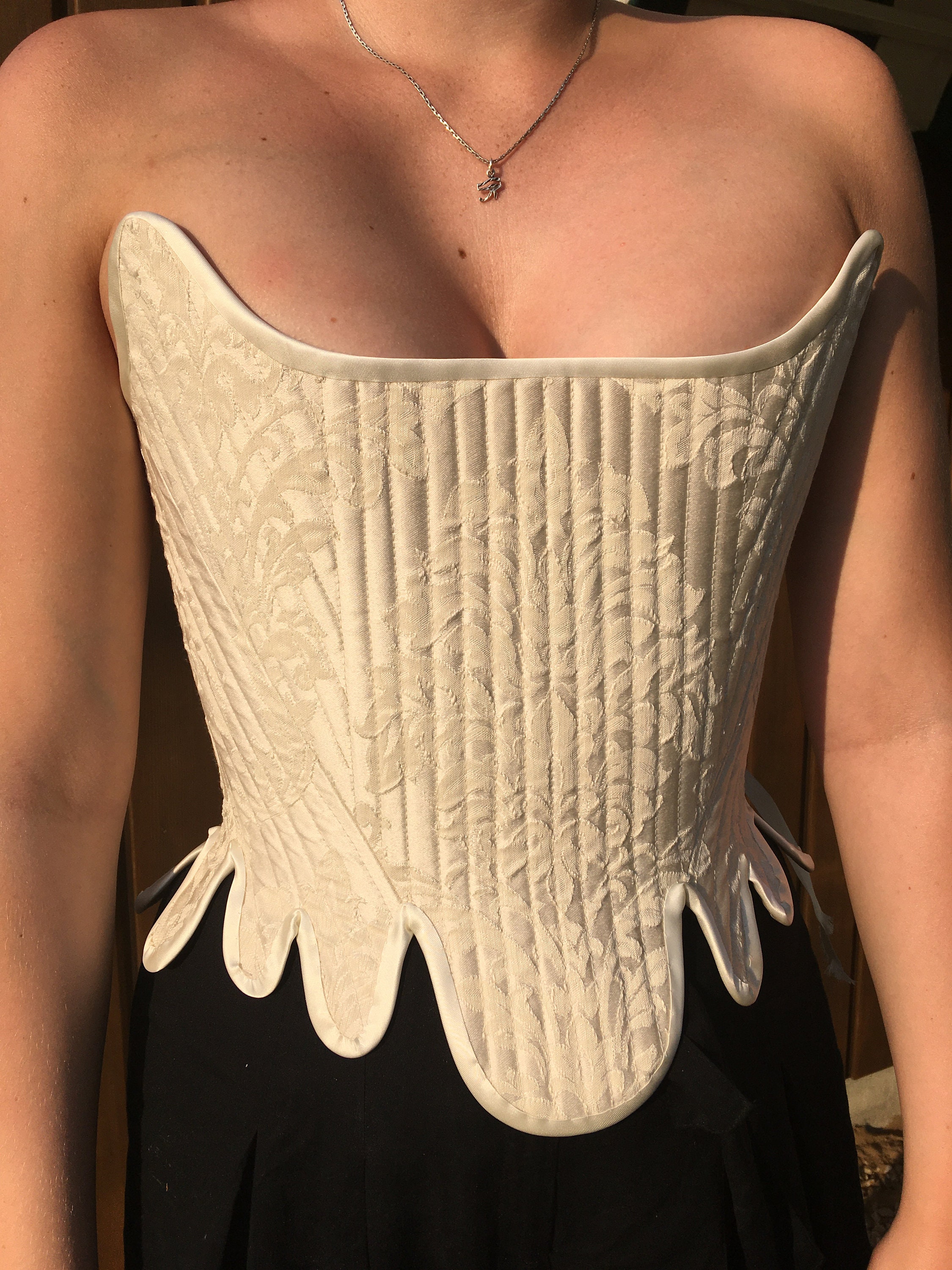 Corset Vs Stays ubicaciondepersonas.cdmx.gob.mx