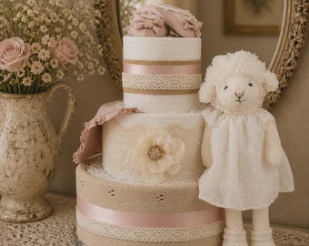 Tarta de pañales de lujo para niña / Regalo neutro para baby shower / Newbie & Bukowski Sheep / Manta, patucos y regalo premium para recién nacidos