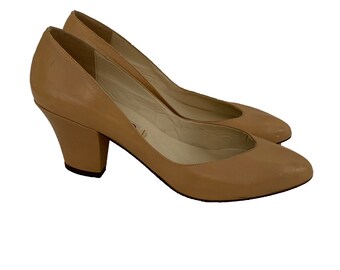 bandolino beige pumps